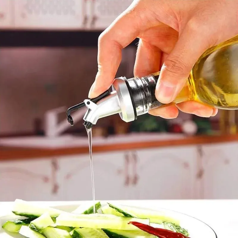 Auslaufsichere Olivenöl-Spenderflasche mit Capwine-Verschluss zum Ausgießen von Essig, Soße, Wein oder Salatdressing — image 6