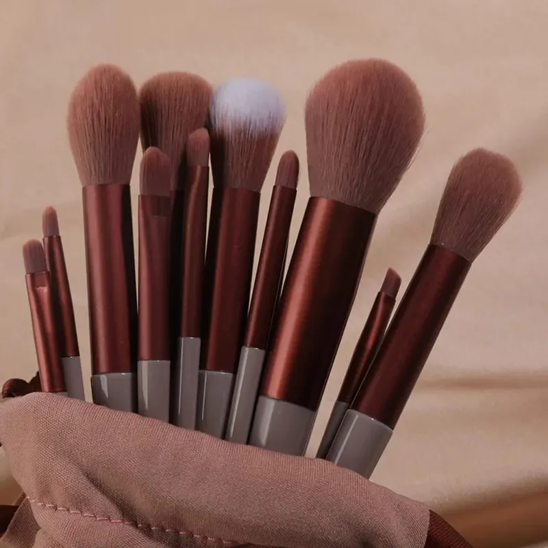 Set di pennelli per trucco da 13 pezzi Pennello per correttore per trucco Pennello per fard in polvere Ombretto Evidenziatore Pennello per fondotinta Strumenti di bellezza cosmetica — image 8