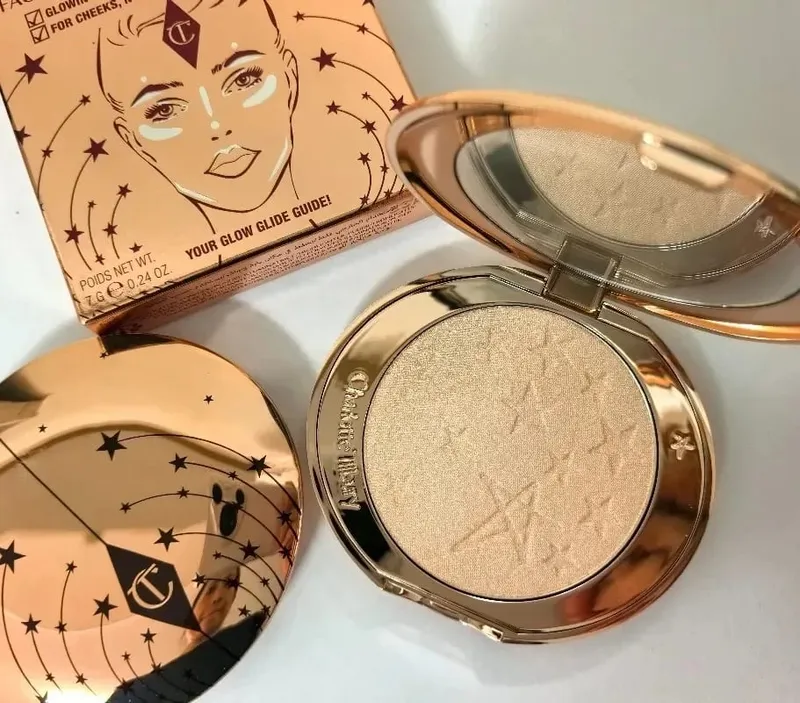 Charlotte Tilbury Starlight Powder Compact og Concealer Medium til fuld dækning Oplysende Vandtæt Hydrating Dewy Finish — image 2