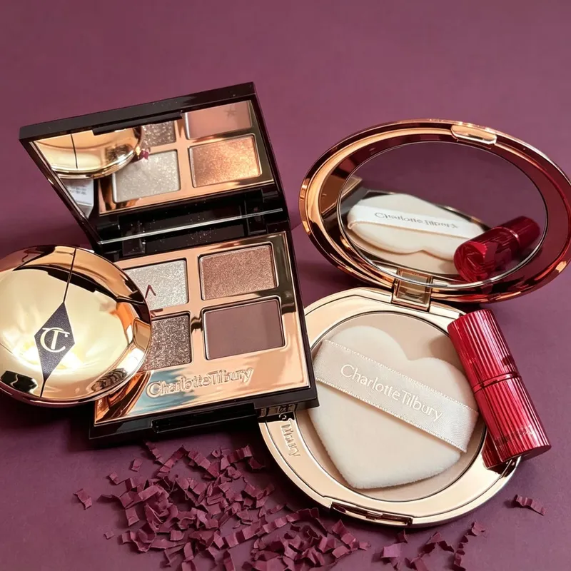 Luxury CT แต่งหน้าชุดสี่สีอายแชโดว์ Palette Matte Setting Powder คอนซีลเลอร์ผลลิปสติก Lasting Lip Lubrication — image 2