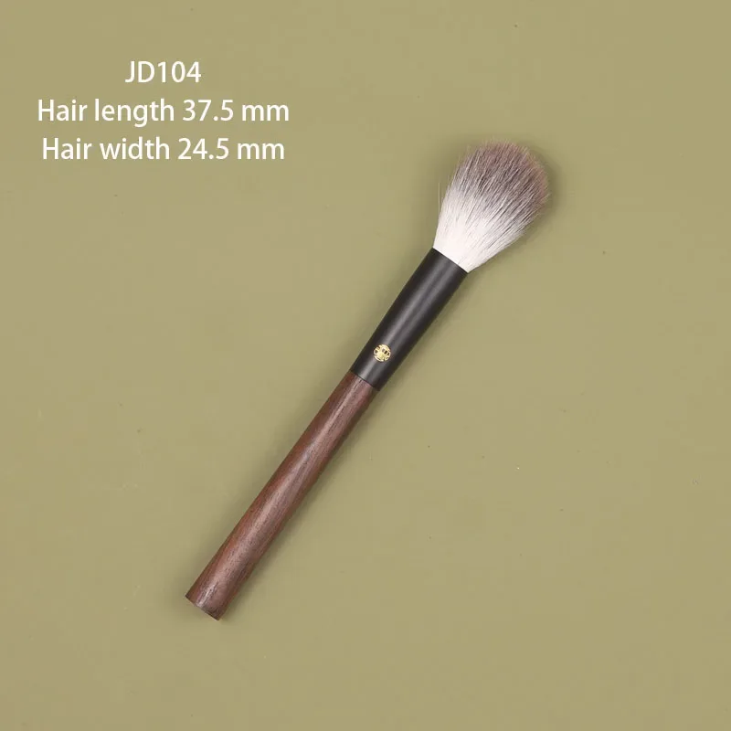 전문 수제 메이크업 브러쉬 1PC 블루 폭스 염소 머리 점묘 블러쉬 브러쉬 호두 핸들 메이크업 브러쉬
