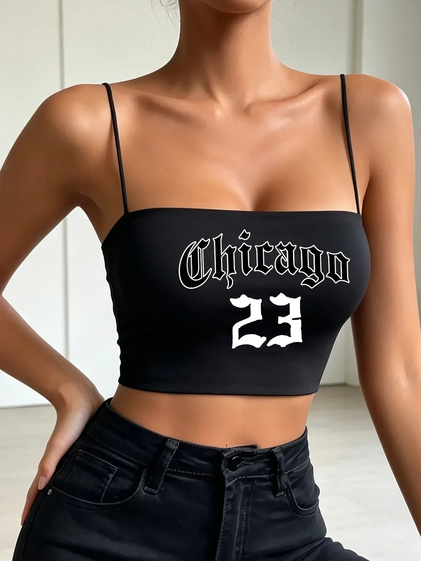 Lady Summer 'Chicago 23' style gothique imprimé fine bandoulière haut à licou Y2K rétro Cool fille Style confortable à porter comme — image 3