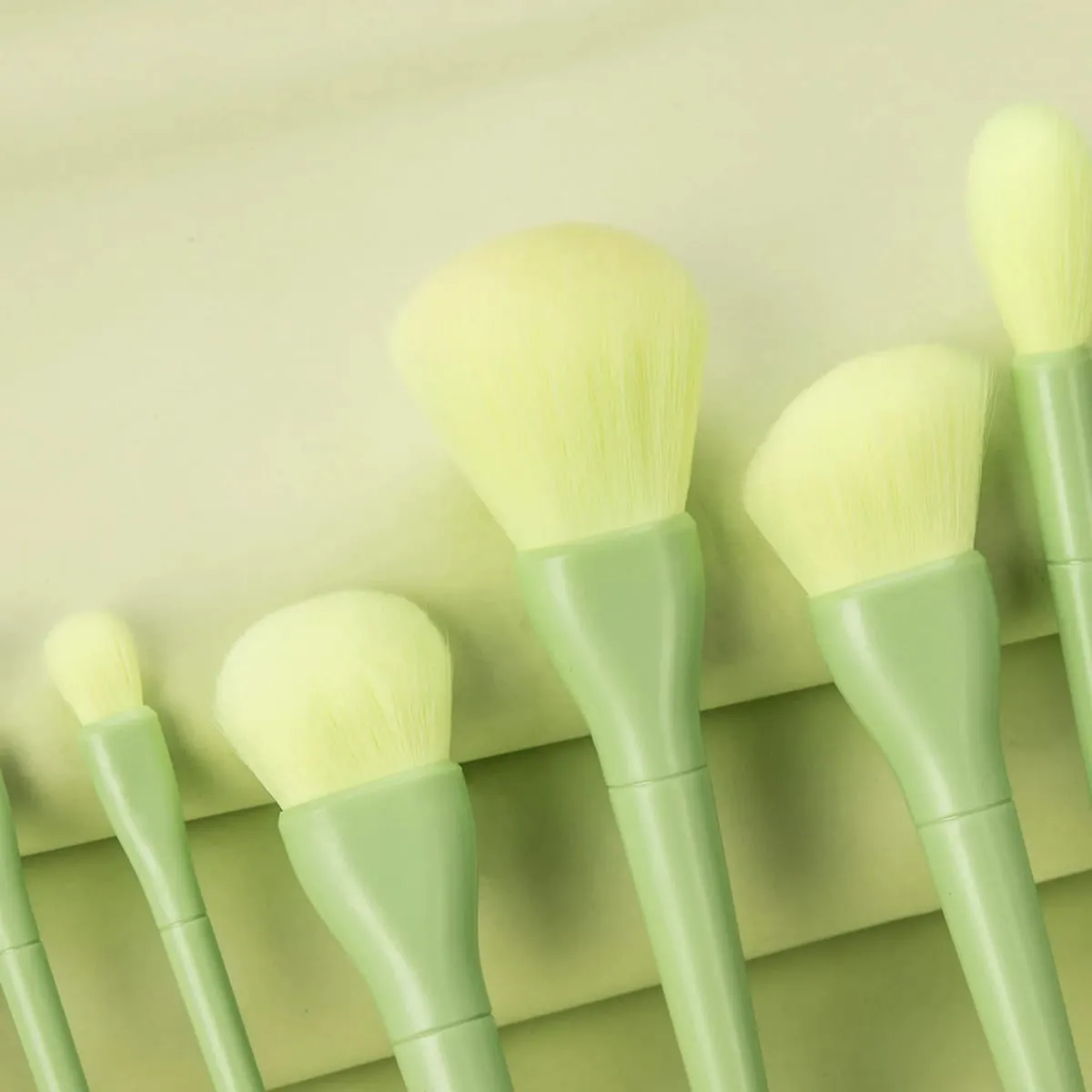 Ensemble de pinceaux de maquillage, poils synthétiques doux, pour fond de teint, Blush, fard à paupières, correcteur, outils cosmétiques pour le visage et les yeux, 10 pièces