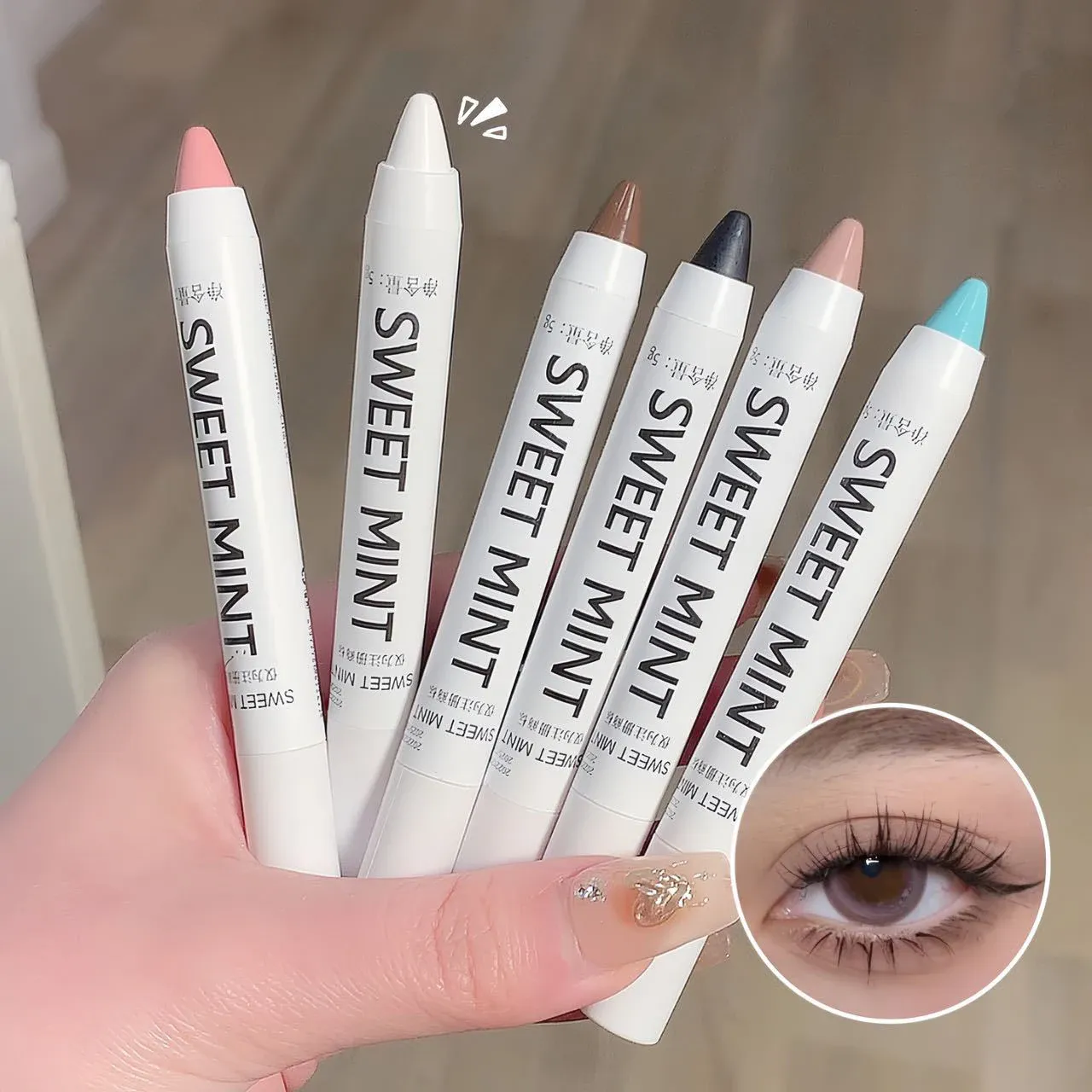 อายไลเนอร์สีขาว SHINY Glitter อายแชโดว์อายไลเนอร์ปากกา 13 สี Matte สีฟ้าสีม่วงสีชมพู Eye Liner แต่งหน้ากระจ่างใส Silkworm