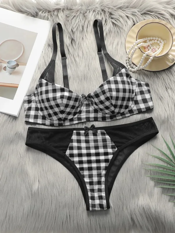 Women's lingerie set with black and white checkered pattern and steel ring gathering push up sexy bra set B1121