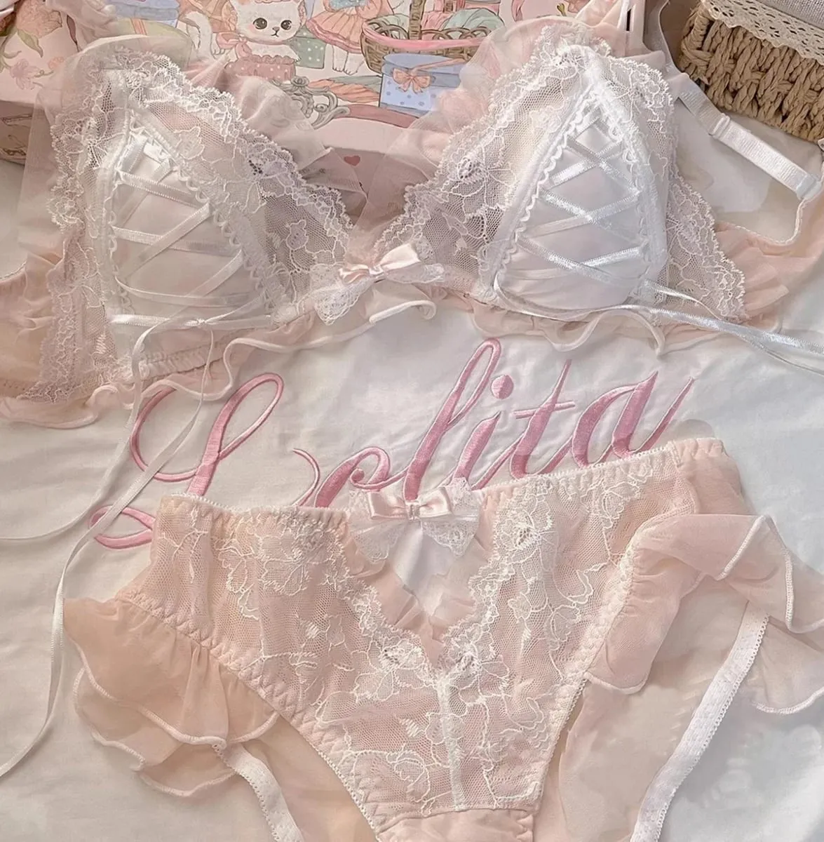 W stylu Lolita cienka koronkowa miseczka trójkątna biustonosz dla kobiet śliczny mały biust seksowna bielizna — image 10