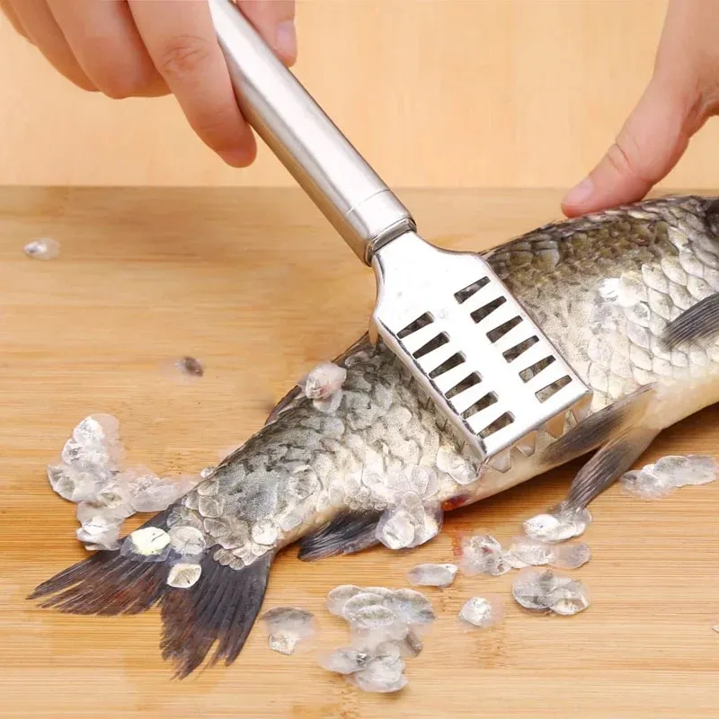 Die Entfernung von Fischschuppen ist unerlässlich! Edelstahl-Rundrohr-Fischschaber, schnell, ohne Spritzer, müheloses Küchen-Fischwerkzeug — image 2
