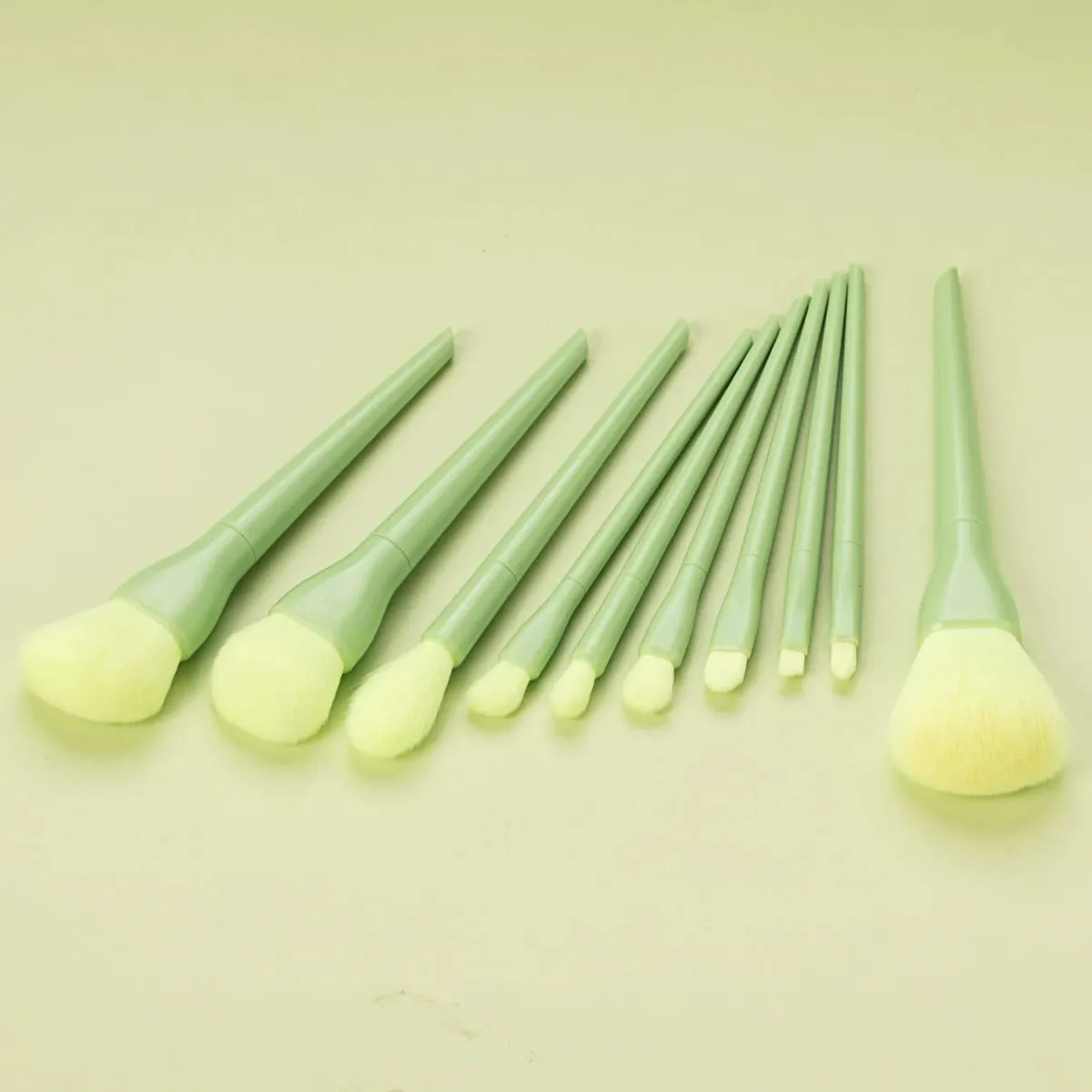 Ensemble de pinceaux de maquillage, poils synthétiques doux, pour fond de teint, Blush, fard à paupières, correcteur, outils cosmétiques pour le visage et les yeux, 10 pièces