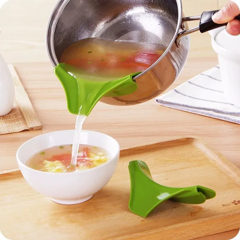 Spout Funnel for Pots Pans and Bowls and Jars Kitchen Gadget Tools Creative Silicone Liquid Funnel Anti-spill Slip On Pour Soup — image 8