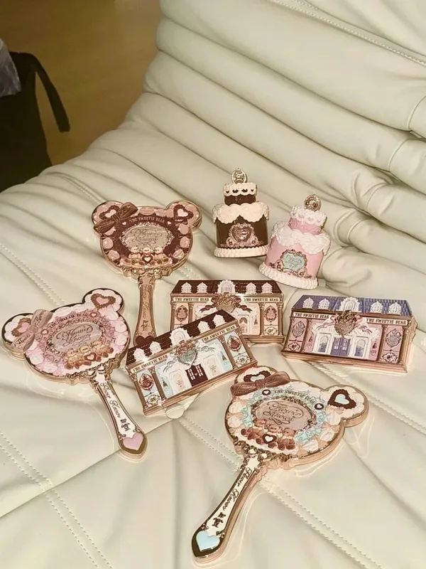 꽃은 5Pcs 풀 페이스 메이크업 선물 세트 립 글로스 아이 섀도우 블러쉬 형광펜 여성 일일 화장품 상자 생일 휴일 선물을 알고 있습니다 — image 6
