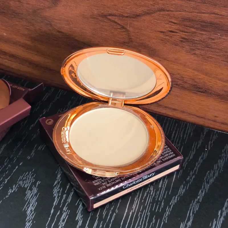 Charlotte Tilbury Make-up Fixační sprej Hydratační hydratační olej Kontrola Dlouhotrvající voděodolný make-up Přírodní matný osvěžující