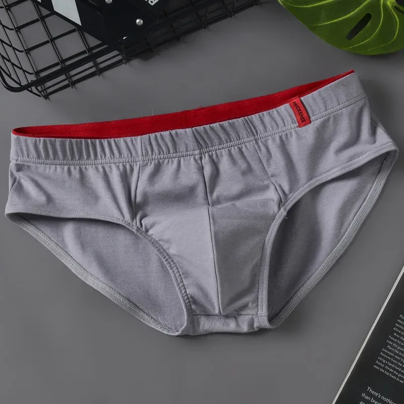Slip da uomo Slip in cotone tinta unita per giovani Vita comoda e sexy Tendenza esplosione Biancheria intima traspirante Sissy Mutandine — image 2