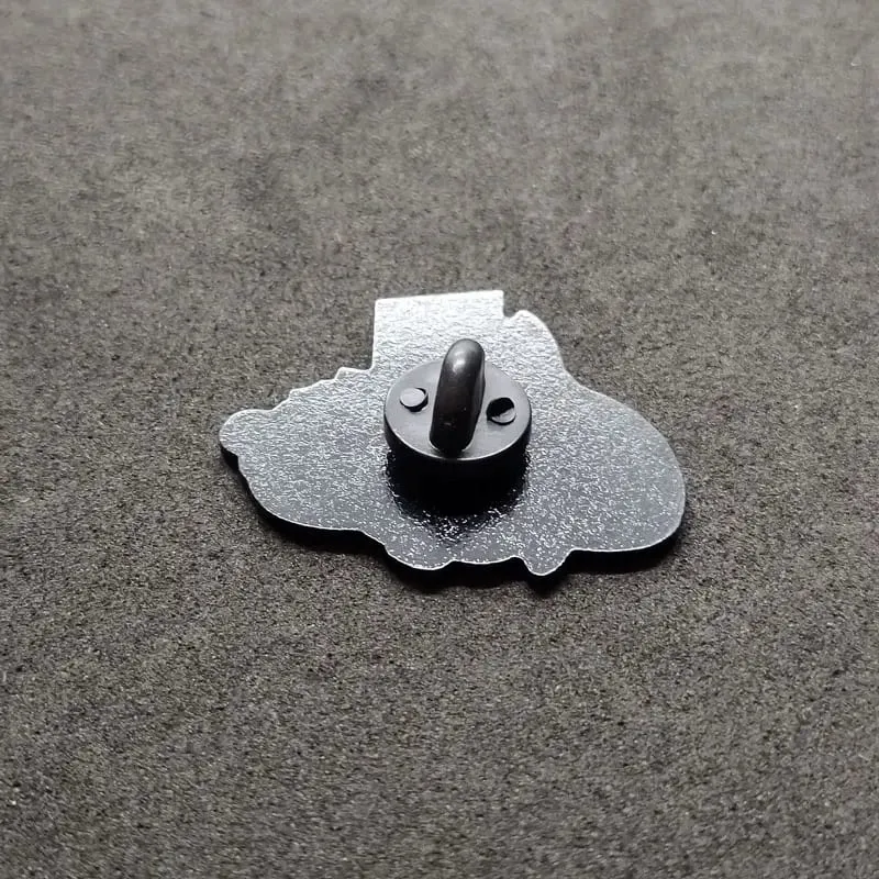 Pokemon Pikachu Enamel Pin Lapel Pin untuk Beg galas Kerongsang Besi Lencana Kerongsang Fesyen untuk Pakaian Hadiah Barang Kemas — image 6