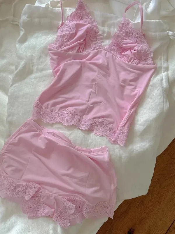 สีชมพูลูกไม้ Trim Bra ชุดผู้หญิงเซ็กซี่สามเหลี่ยมถ้วย Bras + ต่ำเอวกางเกงนักมวยนุ่มสบายชุดชั้นใน 2 ชิ้นชุด