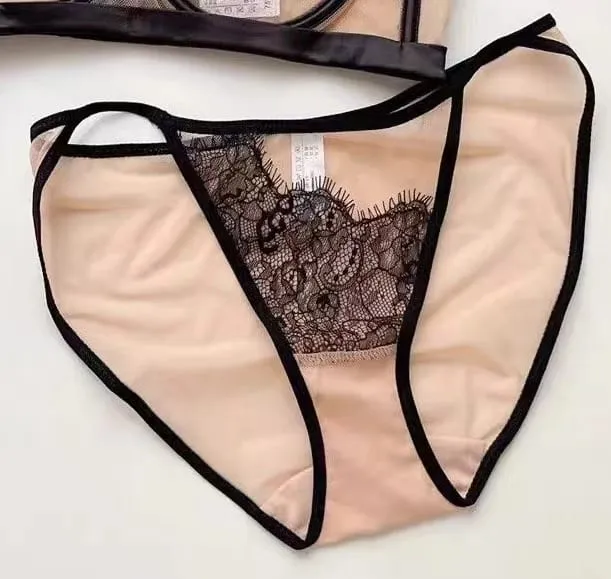 Førsteklasses gennemsigtigt mesh-bh-sæt frynsede blonder med halv kop minimizer Ultratynd luksusundertøj fuld bustdækning Slank silhuet