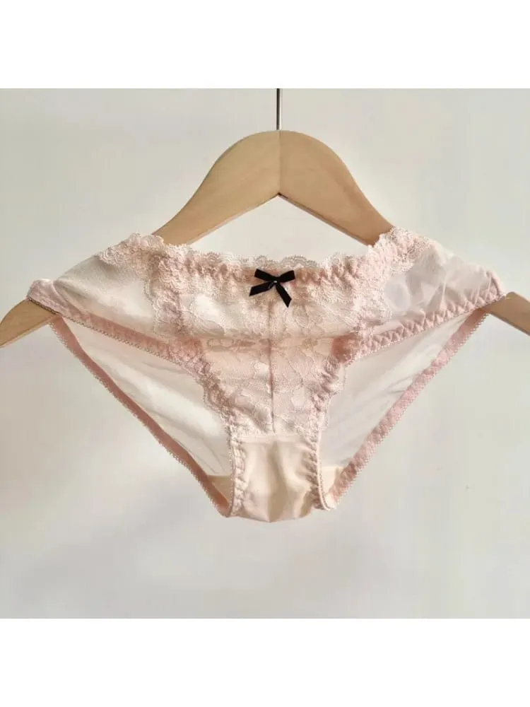 Sutiã e conjunto de sutiã com fecho frontal, coquete mínimo, alças finas sem fio, beleza, envoltório lateral, suporte pequeno, busto curvilíneo, luz íntima — image 13