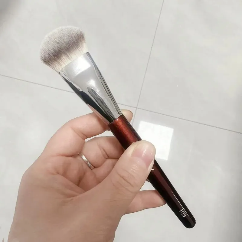 1 unidad 101 brochas de maquillaje para base contorneada, corrector y Base líquida en ángulo, brochas de maquillaje con mango de madera roja, herramientas cosméticas 506 — image 11