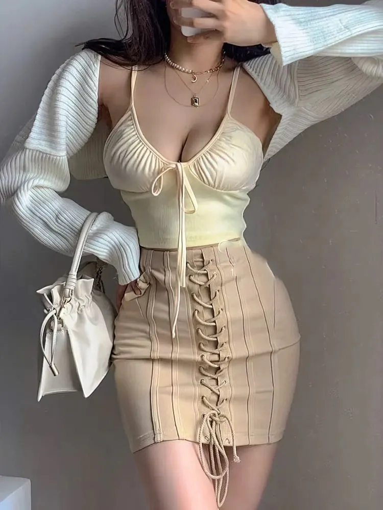 Baju Atasan Bra Asas Beige Seksi Wanita Atasan Bahu Tanpa Bahu Dengan Tali Nipis 100% Kapas Pakaian Dalam Bustier Bahagian Depan Comel Berikat Tunduk Camis