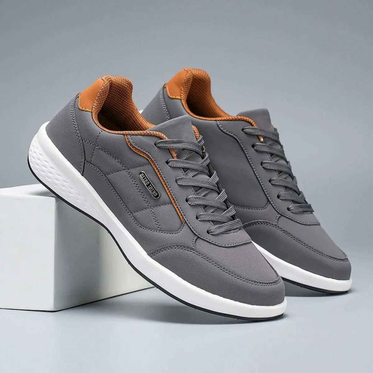Neue Atmungsaktive Leder Männer Schuhe Leichte Bequeme Männer Turnschuhe Fashions Lace Up Casual Schuhe Flache Schuhe Zapatillas Hombre — image 6