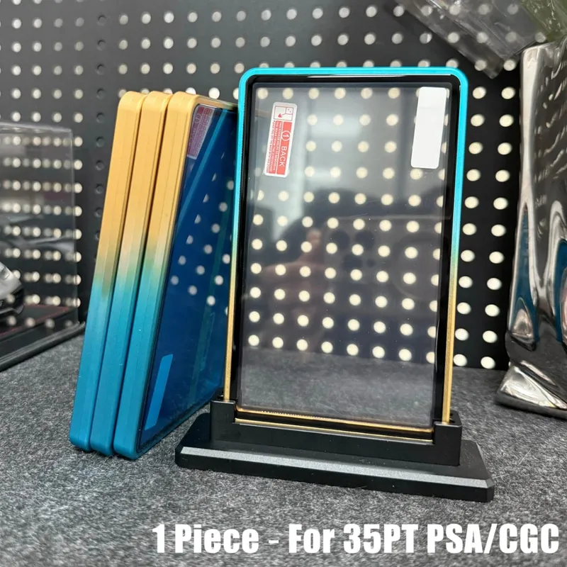 La carta collezionabile in lega di alluminio di colore sfumato multicolore protegge la custodia in metallo del supporto per la carta classificata CGC 35PT PSA — image 16