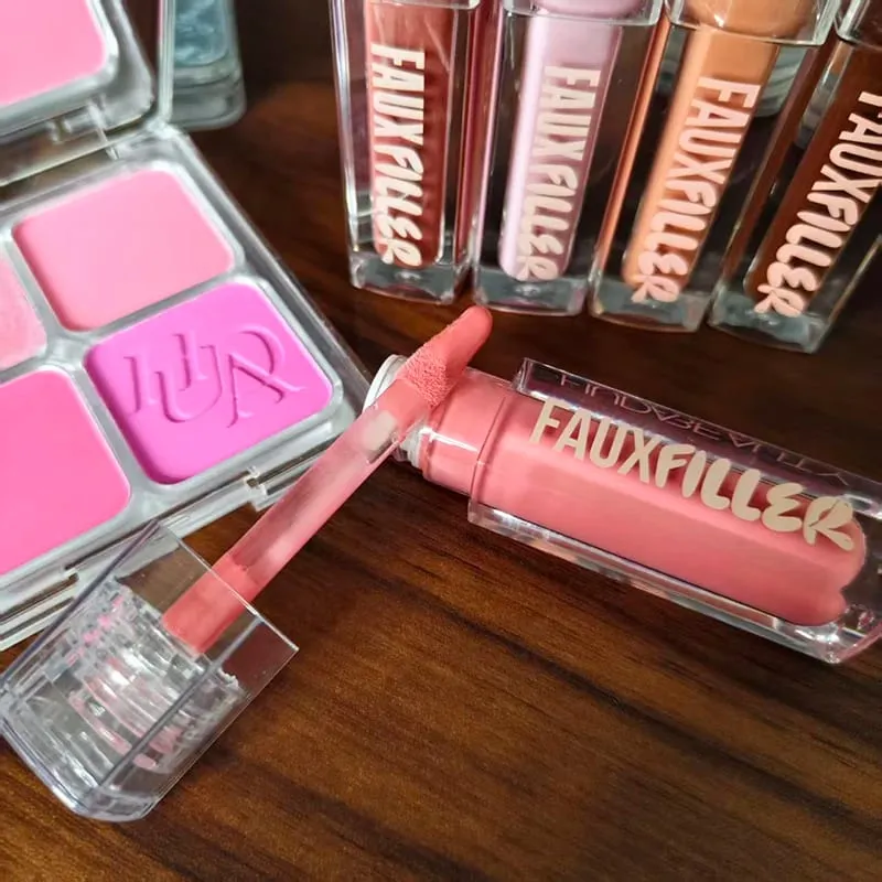 Populaire lipgloss is glad en gemakkelijk aan te brengen Matte non-stick cuppoeder is fijne en langdurige make-up 4 kleuren Blusher-product — image 4