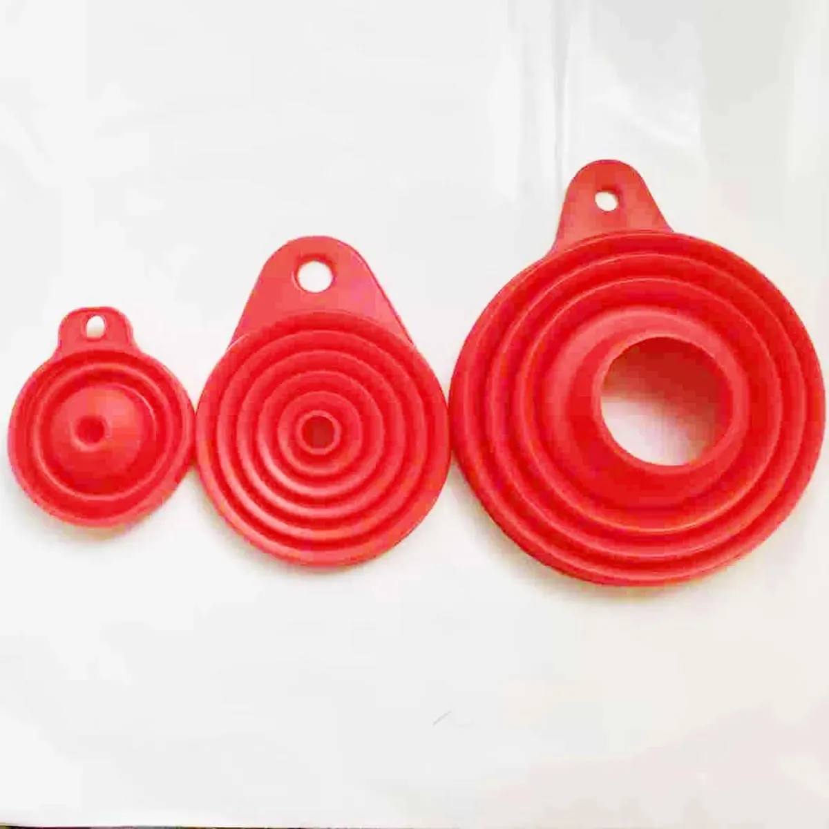 3 Pcs Silicone Collapsible Funnel Set Foldable Large Canning Jar Funnel for Wide Mouth and Regular Bottles Kitchen Use Filling