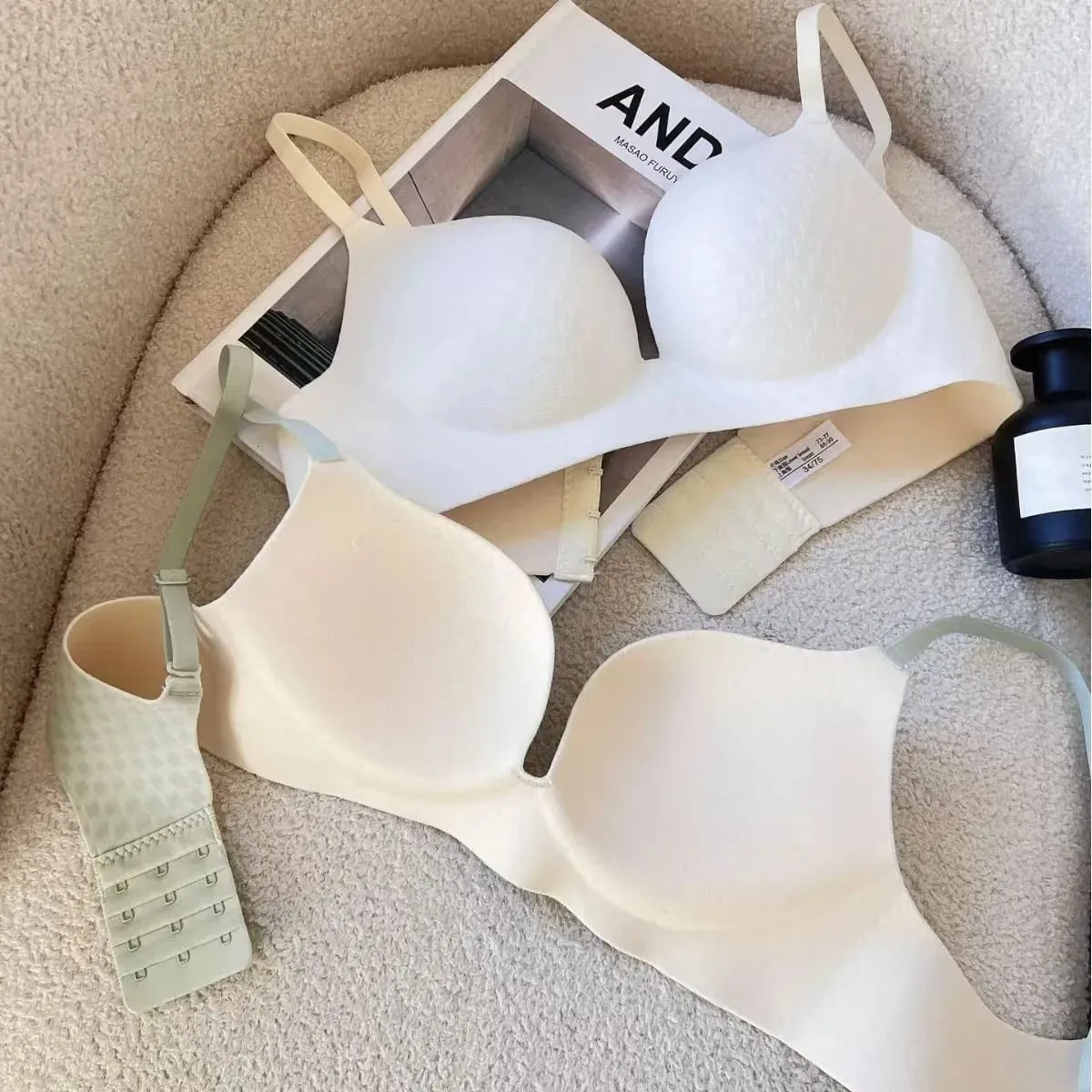 Nahtlose, bequeme, atmungsaktive Push-Up-Dessous für Frauen, kleine Brüste, zeigen einen großen Anti-Durchhänger-BH — image 4