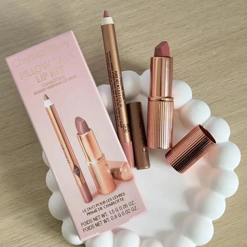 Charlotte Tilbury - Coffret crayon à lèvres avec fond de teint soyeux à l'huile essentielle, maquillage lisse, léger, naturel et flou — image 13