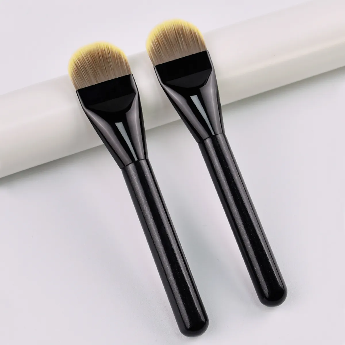 Make-up Pinsel Foundation Professionelle Pinsel Zungenförmige Flüssige Foundation Concealer Pinsel Frauen Gesicht Basis Make-Up Schönheit Werkzeuge — image 6