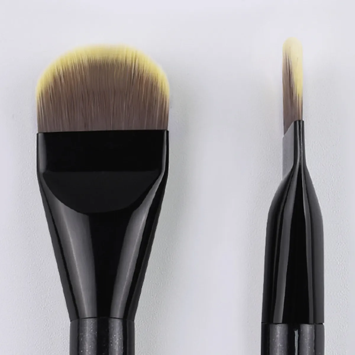 Make-up Pinsel Foundation Professionelle Pinsel Zungenförmige Flüssige Foundation Concealer Pinsel Frauen Gesicht Basis Make-Up Schönheit Werkzeuge — image 4