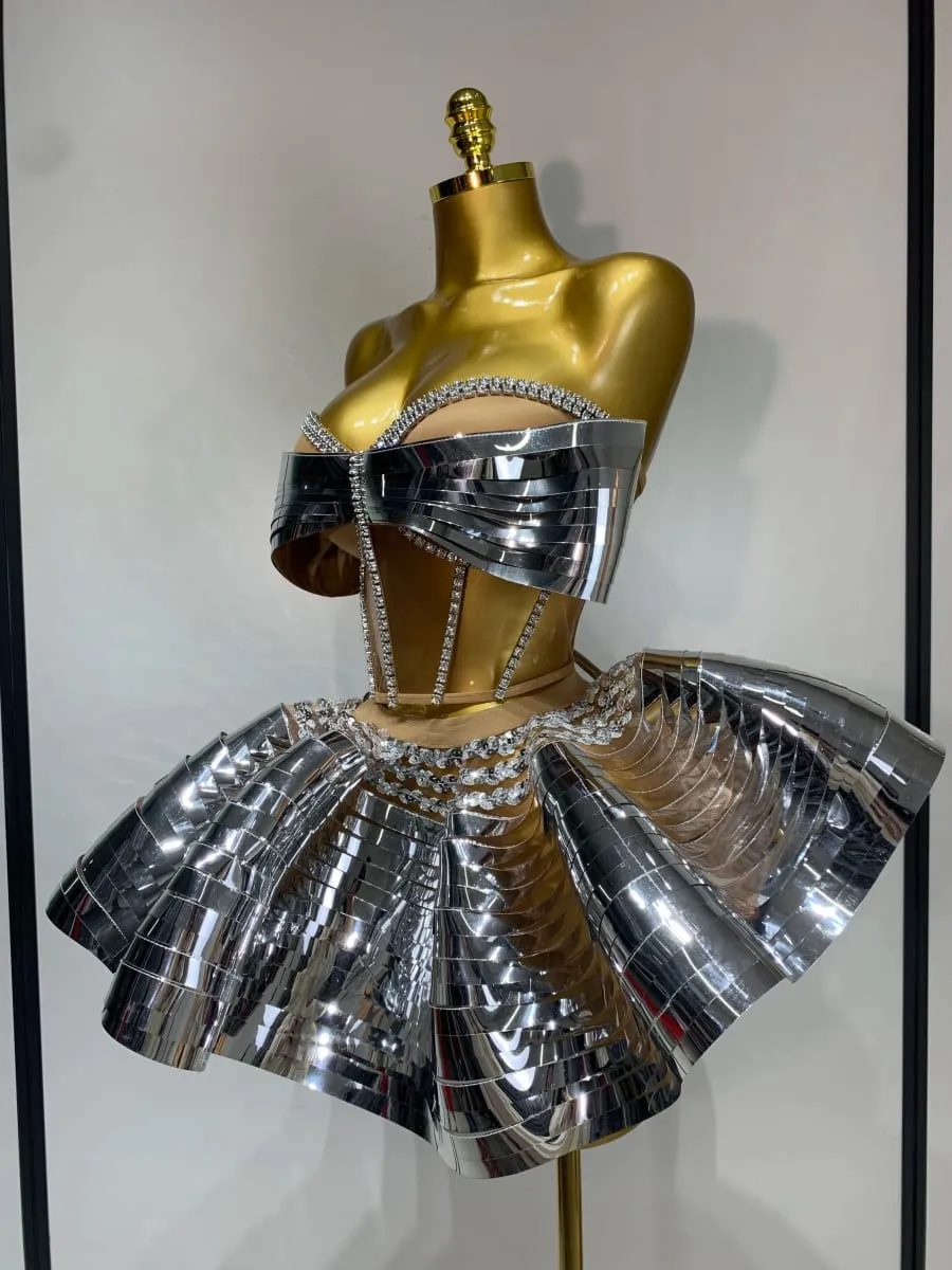 Damski kostium sceniczny Dwuczęściowy zestaw Srebrne cekiny Rhinestone Fantazyjny strój Seksowne, bez pleców, błyszczące sukienki na przyjęcie urodzinowe — image 2