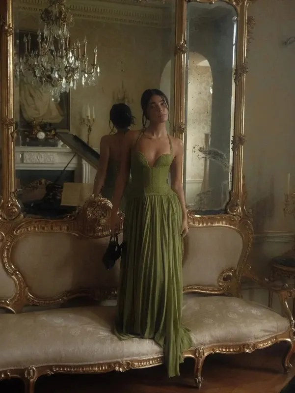 Vestido largo con cuello Halter de espina de pescado para mujer, vestido Sexy liso con espalda descubierta plisado y hombros descubiertos, vestido de fiesta de Navidad 2026