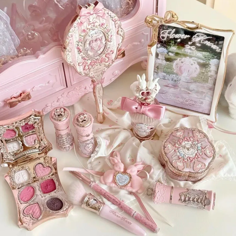 ชุดแต่งหน้า Flower Knows Bunny Garden - กล่องเครื่องสำอางฟรีพร้อมบลัชออนอายแชโดว์ลิปกลอสชุดของขวัญคุณภาพสูง — image 5
