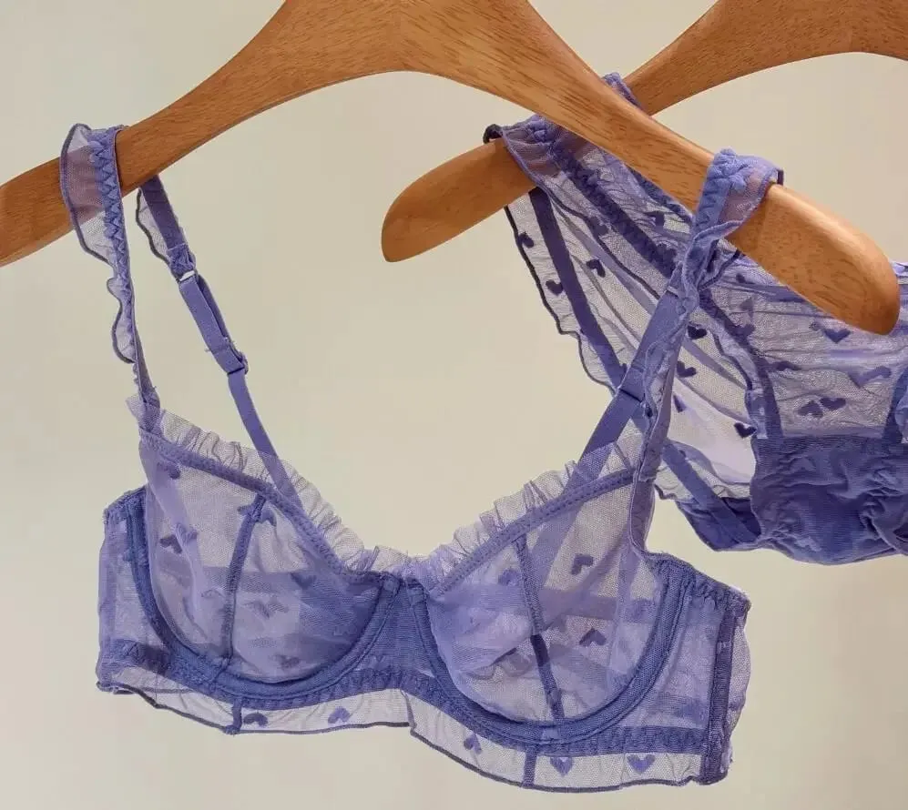 Set di reggiseno antitraccia con coppa a triangolo in raso sexy, confortevole lingerie wireless per seni grandi — image 4
