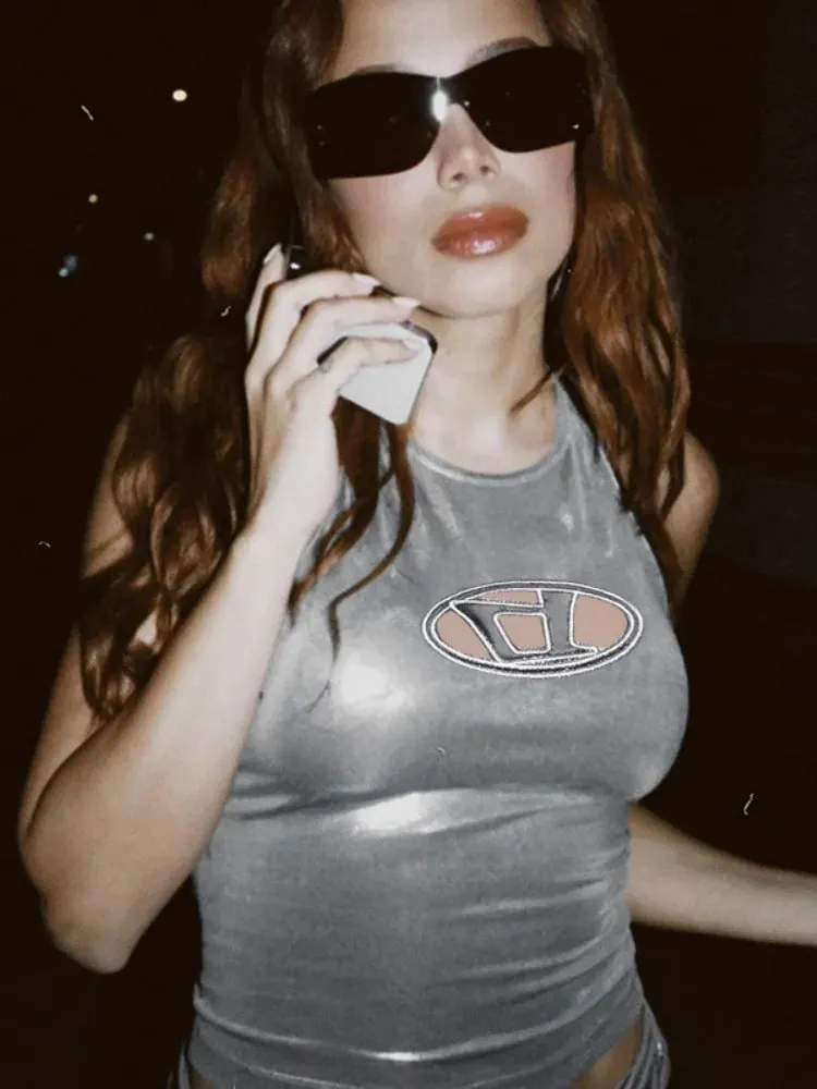 Musim Panas Gantung Leher Halter Top Seksi Y2k Aksesori Pakaian Estetik Tanpa Belakang Perak Slim Pendek Streetwear Crop Top Wanita — image 4