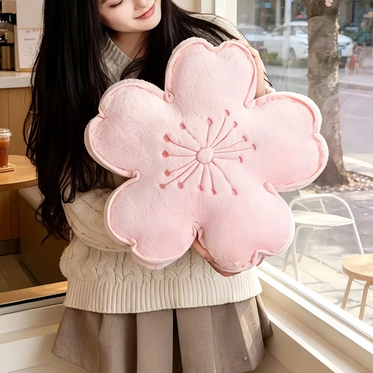 Cuscino in peluche con fiori di ciliegio Cuscino imbottito con fiori Cuscino per divano Squishy Decorazioni per la casa Cuscino per pisolino pomeridiano Regali di compleanno — image 7