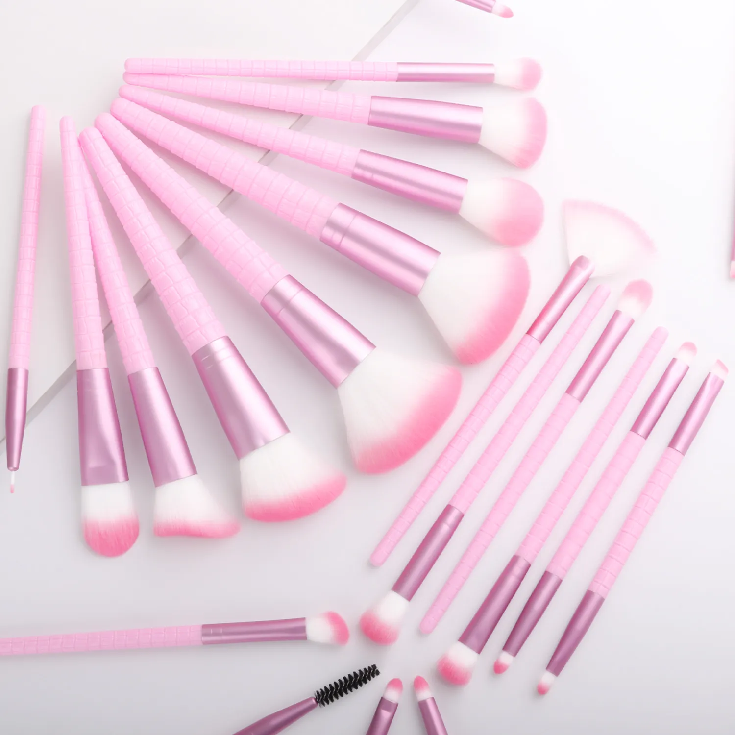 Sada 30 ks profesionálních štětců na make-up Měkké syntetické štětce pro make-up tvářenky Contour Eyeshadow Full Face Kosmetické nástroje — image 2