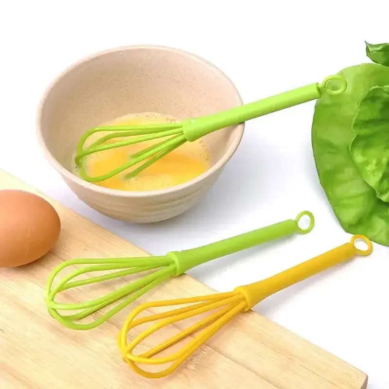 Küche Zubehör Ei Hand Mixer Schneebesen Kunststoff Kochen Werkzeuge Creme Backen Mehl Mixer Ei Werkzeug küche Gadgets 1PC — image 1