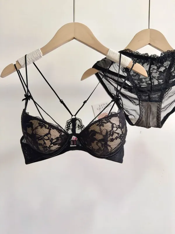 Minimal โรแมนติก Coquette ลูกไม้ด้านหน้า Clasp Bra ชุด Wirefree Ultra บางสายรัดความงามกลับหน้าอกขนาดเล็กสร้าง Curvy Lookr MOYISU — image 9