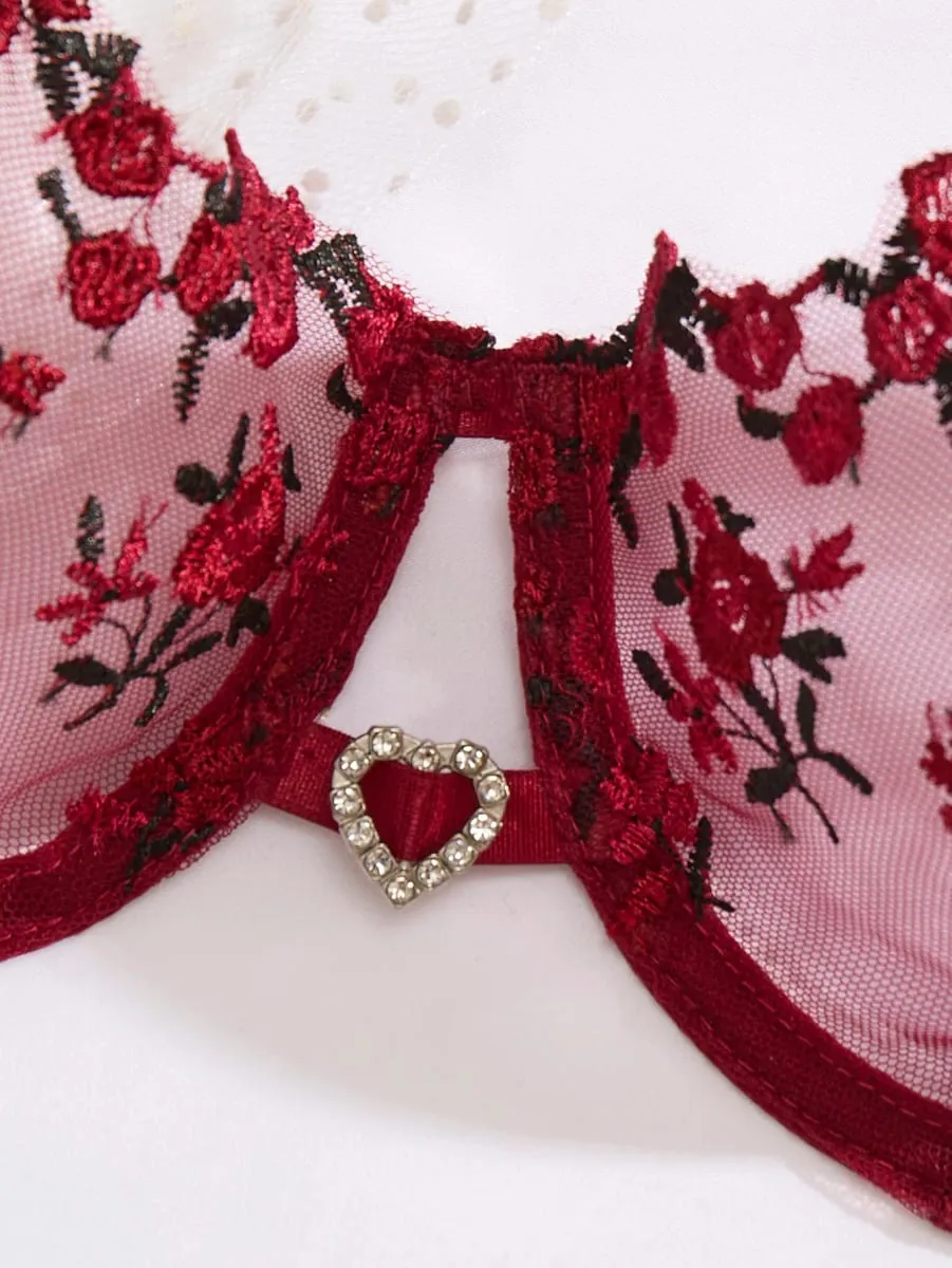 Ensemble de sous-vêtements respirants confortables semi-transparents brodés en forme de coeur rouge vin pour femme approprié ZA825026 — image 3