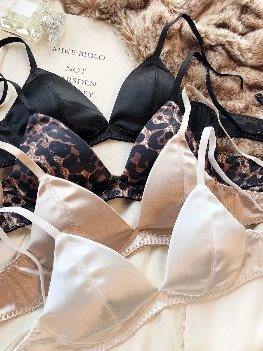 Letni komplet bielizny damskiej Seksowny jedwabny trójkątny biustonosz Bez fiszbin Francuski biustonosz Bralette Bezszwowy biustonosz i stringi Intimates Komplet bielizny — image 5