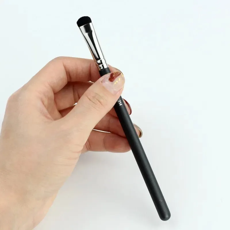 1 stück M serie Make-Up Pinsel Pulver Kontur Lidschatten Make-Up Pinsel Tier Haar Holz Griff Hohe Qualität Kosmetische Werkzeug künstler — image 19