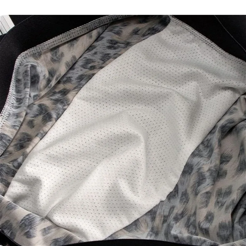 Seluar Dalam Sutera Ais Lelaki Seluar Dalam Cembung Pouch Rata Boxers Leopard Cepat Kering Seluar Dalam Lelaki Lancar Bernafas Batang Renang — image 6