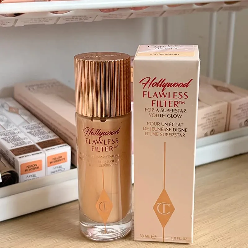 มูลนิธิ Charlotte Highlighter เนื้อสัมผัสต่อเนื่องของสเปรย์เซ็ตติ้งคอนซีลเลอร์ให้ความชุ่มชื่นสำหรับการแต่งหน้า เครื่องสำอาง Essence Tilbury — image 12