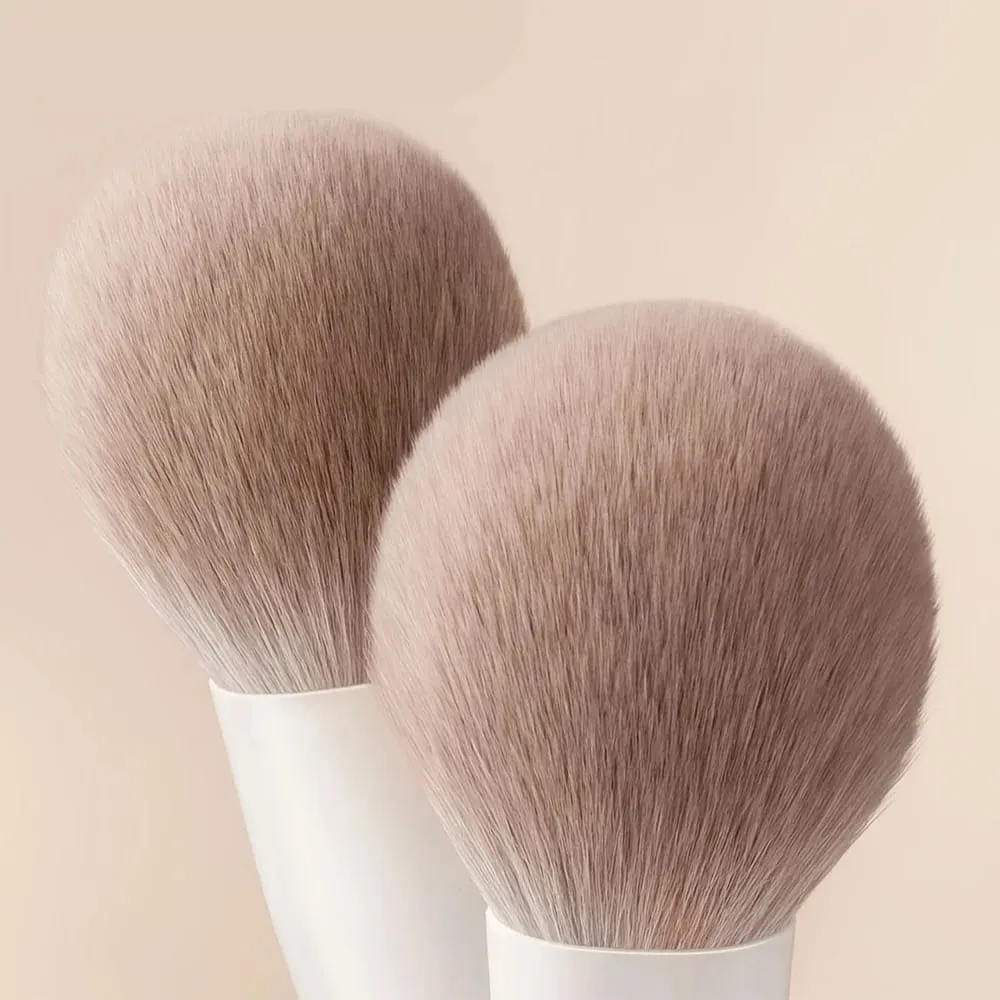 Set di pennelli per trucco professionale da 12 pezzi con pennelli Kabuki e setole in nylon - Kit completo adatto per fondotinta e fard — image 5