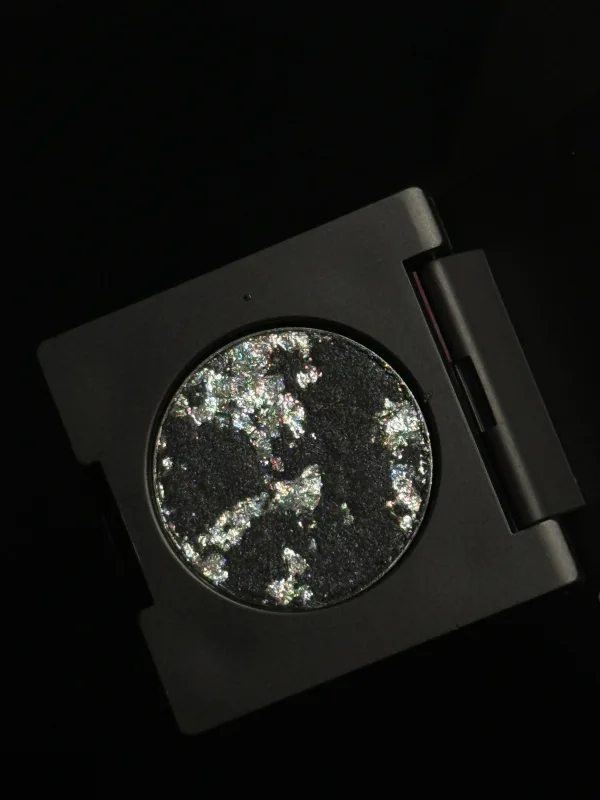 Single Mixed Color Eyeshadow Chameleon Fine Sparkle Pearl Brightener Eye Shadow Portable Eye Makeup — image 8
