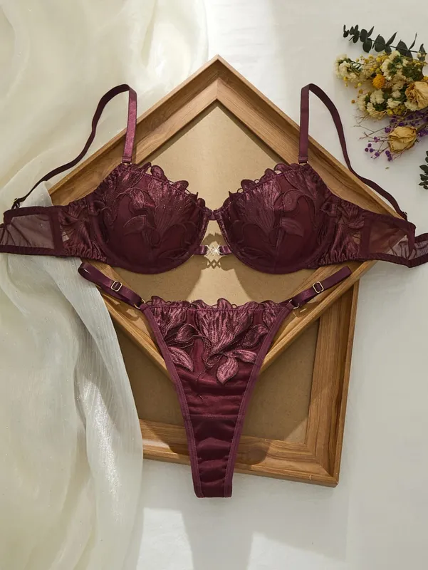 Set reggiseno rosso brunastro Design a doppio strato Nessuna irritazione della pelle Biancheria intima confortevole Bralette a blocchi di colore alla moda da donna