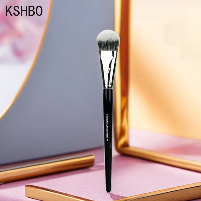 Foundation Pinsel 47 Besen Kopf Flüssige Foundation Schatten Reparatur Pinsel Frauen Gesicht Basis Make-Up Schönheit Professionelle Werkzeuge — image 2