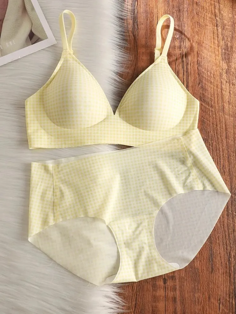 Elegantní Seamless Bralette Malá poprsí Sbírka Proti povisnutí Tenká nastavitelná ramínka Wirefree Comfort Fit UK Light Support Podprsenka — image 1
