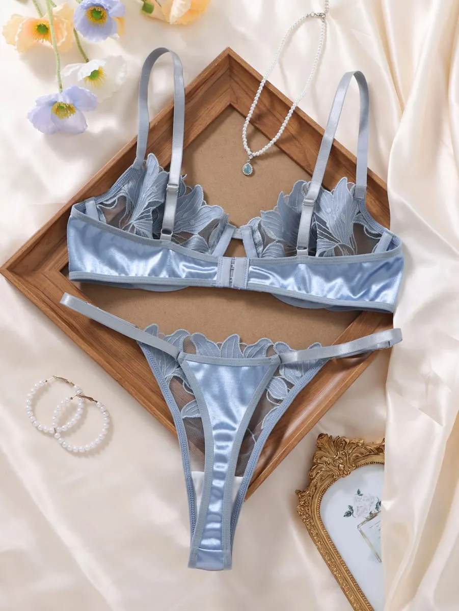Silberblaues Dessous-Set mit Blumenstickerei, Satin-Mesh-Bügel-BH, Tanga, Damen-Intimunterwäsche, Flitterwochen, Boudoir, ZA824031 — image 2